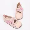 Sapatos de princesa da moda com bolinhas para meninas, nova coleção outono 2026, sapatos de princesa de sola macia para meninas pequenas, sapatilhas Mary Jane doces