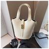 Bolso de Cubo de Mano de Estilo Nicho Transfronterizo para Mujer 2025 Nuevo Casual Versátil para Viajar al Trabajo Bolso de Hombro Cruzado