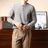 Camiseta de manga larga con cuello redondo para hombre, nuevo estilo otoño/invierno, con punto de lana, capa base para hombre, disponible para ventas por transmisión en vivo en tiendas físicas