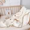 Manta Cubierta de Gasa de Cuatro Capas Estilo Coreano Retro A6L Algodón Pequeño Floral Transpirable Manta para siesta de Bebé Toalla para envolver