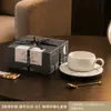 Elegante e simples conjunto de xícara e pires de café com padrão de pedra, caneca e colher para uso doméstico, uso pessoal, xícara para latte art, copo de água