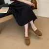 Versão em Couro do Novo Modelo da Primavera de 2026, Apresentando Sapatos de Vovó com Solado Macio e Mocassins para Mulheres