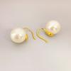 Ouro Real Banhado a Cobre Moda Vintage Pérola Swaroff Alto Padrão Luxo Leve Gancho de Orelha Nicho Versátil Elegante Brincos Exagerados