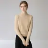 Novo suéter de cashmere com gola semi-alta espessa e mangas compridas para mulheres, solto e versátil, camada base de lã tricotada, top quente