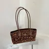 2026 Nuevo Otoño Invierno Retro Nicho Gamuza Felpa Bolso Moda Femenina Versátil Hombro Único Mate Bolsillo de Mano Bolso Tote