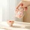 Linda Colección de Juegos de Té Pintados a Mano con Diseños en Tinta China Melocotón Rosa y Estrellados Presentando Conejitos Adorables, Incluyendo Juegos de Té Kung Fu, Cafeteras Domésticas, Gaiwan y Tazas de Maestro
