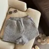Pantalones cortos de felpa color blanco roto para mujer, adecuados para otoño e invierno, pantalones de pierna ancha de cintura alta en línea A, perfectos para combinar con botas