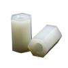 Fornecimento de fábrica por atacado de um grande número de coluna de isolamento hexagonal de rosca interna métrica isolada de plástico HTPM420
