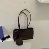 Elegante Xiaomi 2026 Otoño Nuevo Lanzamiento Bolso Pequeño Casual Chic Estilo Coreano para Chicas Nicho Bolso de Hombro Único Bolso Cuadrado Pequeño de Mano