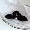 Scrunchie de Veludo Vintage Estilo Francês com Laço e Pérola, com Toque de Luxo para um Coque Elegante ou Rabo de Cavalo Alto