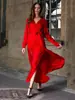Ropa Europea y Americana Nueva de Verano 2025 Escote en V Profundo Costuras Abertura Falda Larga Mono de Color Puro Fabricante Mayorista