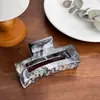 Pinza para el Cabello Grande con Patrón de Mármol de Gama Alta, Material de PC, Pasador Anticaída, Peinado Recogido en la Parte Trasera de la Cabeza, Moderno Accesorio para el Cabello de Pinza Tiburón