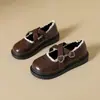 Zapatos Mary Jane de cuero estilo universitario 2026 encaje francés suela gruesa versátiles para mujer corte bajo zapatos de vestir para combinar con faldas otoño nuevo estilo