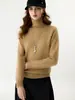Nova blusa de base de malha de caxemira para outono e inverno, suéter de cor sólida moderno, simples, macio, confortável, com gola alta para mulheres