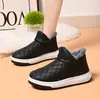 Zapatos de Algodón de Invierno Nuevos para que los Ancianos Usen en el Exterior, Suela Suave Antideslizante, Resistentes al Desgaste para Interior, Cálidas, Zapatillas de Algodón de Felpa Súper Gruesa al Por Mayor