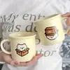 Taza linda y adorable, taza de cerámica de alta calidad con un diseño elegante, adecuada para uso doméstico como taza para beber o taza de café, y se puede personalizar para parecerse a una taza de esmalte