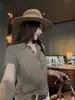 Conjunto Estilo Old Money Camiseta de Punto de Manga Corta con Cuello Polo para Mujer, Nuevo Modelo Verano 2026, Top Elegante de Alta Gama con Hombros Rectos