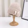 Gorro de Tricô Fofo Estilo Japonês para Outono e Inverno para Mulheres, Gorro Versátil de Lã Coreano, Gorro Casual Quente para Homens