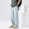Maple House Moda Masculina / Primavera 2026 High Street Lavagem Americana Jeans Reto de Perna Larga Azul Claro
