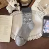 Meias Fair Isle Color Block Retro Novas para Outono e Inverno para Mulheres, Meias Fofas de Desenho Animado Japonês com Boneco de Neve e Árvore Pequena de Cano Médio, Estilo Ins