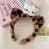 Diadema con estampado de leopardo y diseño de gato, accesorio para el cabello de dibujos animados, diadema ancha para lavarse la cara, diadema linda para niñas, perfecta para tomar fotos y diseñada para realzar la apariencia de una frente alta