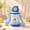 Caneca Térmica Desenho Animado Infantil Aço Inoxidável 316 Estudante Portátil com Alça Transversal Caneca com Canudo Crianças Alta Aparência Garrafa de Água para Casa