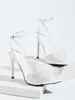 Zapatos de tacón alto para mujer, punta fina, tacón de aguja, vibrante, diseño floral tridimensional, modernos, versátiles y elegantes sandalias de tacón alto