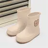 Botas de Borracha Impermeáveis Antiderrapantes de Cano Médio Estilo Coreano Simples para Mulheres Cozinha Acampamento Amarelo Botas de Chuva Modernas