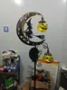 Novo ornamento decorativo de gato preto de Halloween movido a energia solar transfronteiriço, luz de estaca de jardim de gato na lua de abóbora