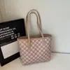Bolsa de Axila de Grande Capacidade para Mulheres 2025 Outono Nova Estilo Coreano Bolsa de Ombro Textura Acessível Luxo Simples Bolsa de Mão para o Dia a Dia