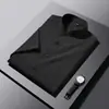 Moda de Verano Sencilla para Hombre Camisa de Manga Corta con Cuello Alto de Rayas Finas Camiseta Casual de Alta Calidad