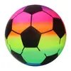 Juguete nuevo de PVC para niños, pelota arcoíris de 9 pulgadas, pelota inflable arcoíris para niños, pelota grande para jardín de infantes