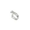 Versión coreana del anillo geométrico pequeño de estilo frío para mujer, anillo simple de personalidad con letra D lisa, anillo retro, joyería de mano