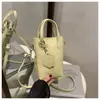 Bolsa de Celular de Moda Nicho Estilo Coreano para Mulheres Nova Coleção Primavera/Verão 2025 Bolsa Quadrada Pequena Simples e Versátil Bolsa de Ombro Único Transversal Estilo Estrangeiro