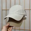 Nueva gorra de béisbol de ala corta suave estilo ins con letras bordadas, unisex, gorra versátil de pico de pato, hace que la cara se vea más pequeña, sombrero para el sol, moderno