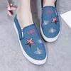Zapatos de tela del viejo Pekín para mujer, casuales, sin cordones, suela gruesa y suave, zapatos de mezclilla, moda, transpirables, zapatos perezosos, fabricantes, venta al por mayor