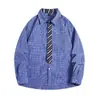 Camisa de cuadros estilo americano para primavera y otoño con corbata falsa y diseño de patchwork, corte holgado para hombre, adecuada para usar en capas, camisa única a cuadros de manga larga para hombre