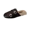 Pantuflas de felpa talladas vintage estilo francés para mujer, nuevas para otoño e invierno 2026, pantuflas planas de algodón cerradas sin cordones, estilo perezoso