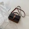 Outono 2026 Nova Tendência de Moda Fecho de Trava Pequena Bolsa Quadrada Bolsa de Mão de Alta Qualidade para o Dia a Dia Bolsa Transversal Bolsa de Ombro Feminina