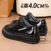 Zapatos de agua de caña corta, duraderos y que aumentan la altura, botas de lluvia impermeables para mujer, zapatos de goma de nuevo estilo, aptos para la cocina, de suela gruesa, modernos, cálidos y antideslizantes