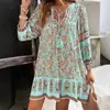 Em Estoque 2025 Camisa Estampada Transfronteiriça Europeia e Americana Exportação Primavera e Verão Casual Boêmia Vestido de Férias com Decote V para Mulheres