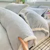 Juego de Cama de Cuatro Piezas de Terciopelo de Leche con Patrón Tallado Clase A 2026 Nuevo Invierno Grosor Alto Funda Nórdica Sábana Ajustada de Coral Fleece Juego de Cama 3