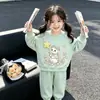Conjunto Informal de Dos Piezas para Bebé Niña de Primavera y Otoño: Sudadera con Cuello Redondo y Mangas Largas con Conejo de Dibujos Animados y Estrellas Pequeñas 3D, con Pantalón Jogger