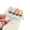 Lindas Pantuflas Pequeñas de Gelatina Accesorios de Resina Pasador DIY Cuerda para el Cabello Explosiones Pegatinas para Refrigerador en stock Zapatos con Agujeros de Pegamento Crema