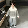 Sudadera Infantil Primavera y Otoño 2026 Modelo Nuevo Sudadera con Cremallera para Niños Estilo Coreano Rayas Cuello Campana Manga Larga Moda para Niños Pequeños