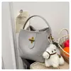 2026 Nova Bolsa Feminina Moda Simples Bolsa Saco Ombro Único Transversal Pequena para o Dia a Dia Sensação de Alto Padrão Bolsa de Mão com Textura de Couro