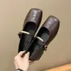 Sapatos Mary Jane de Couro Retrô Francês Femininos 2026 Outono Novos Sapatos de Salto Baixo Temperamento Não Cansam os Pés Estilo Wanwan Sapatos Femininos
