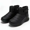 Botas de Invierno de Algodón para Hombre con Velcro Simple Forro Engrosado Suela Absorbente de Impactos para Personas de Mediana Edad y Mayores Botas Cortas Cálidas para el Viaje Diario