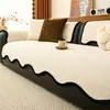 Almofada de Sofá Chenille Floco de Neve Cremosa 2026 Novo Estilo Todas as Estações Universal Toque de Luxo Forma Irregular Almofada de Assento de Sofá Capa Antiderrapante