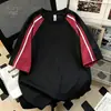 Camiseta Masculina Trendy Estilo Americano Cores Ins Color Block Gola Redonda Manga Curta, Top Fino para Esportes ao Ar Livre de Verão com Caimento Solto